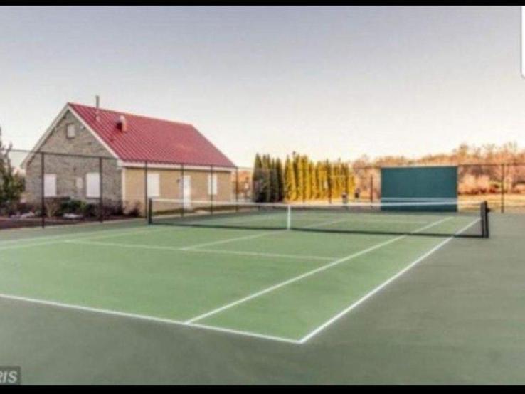Hidden Gem Near Downtown Frederick And Shopping Apartment Exterior photo